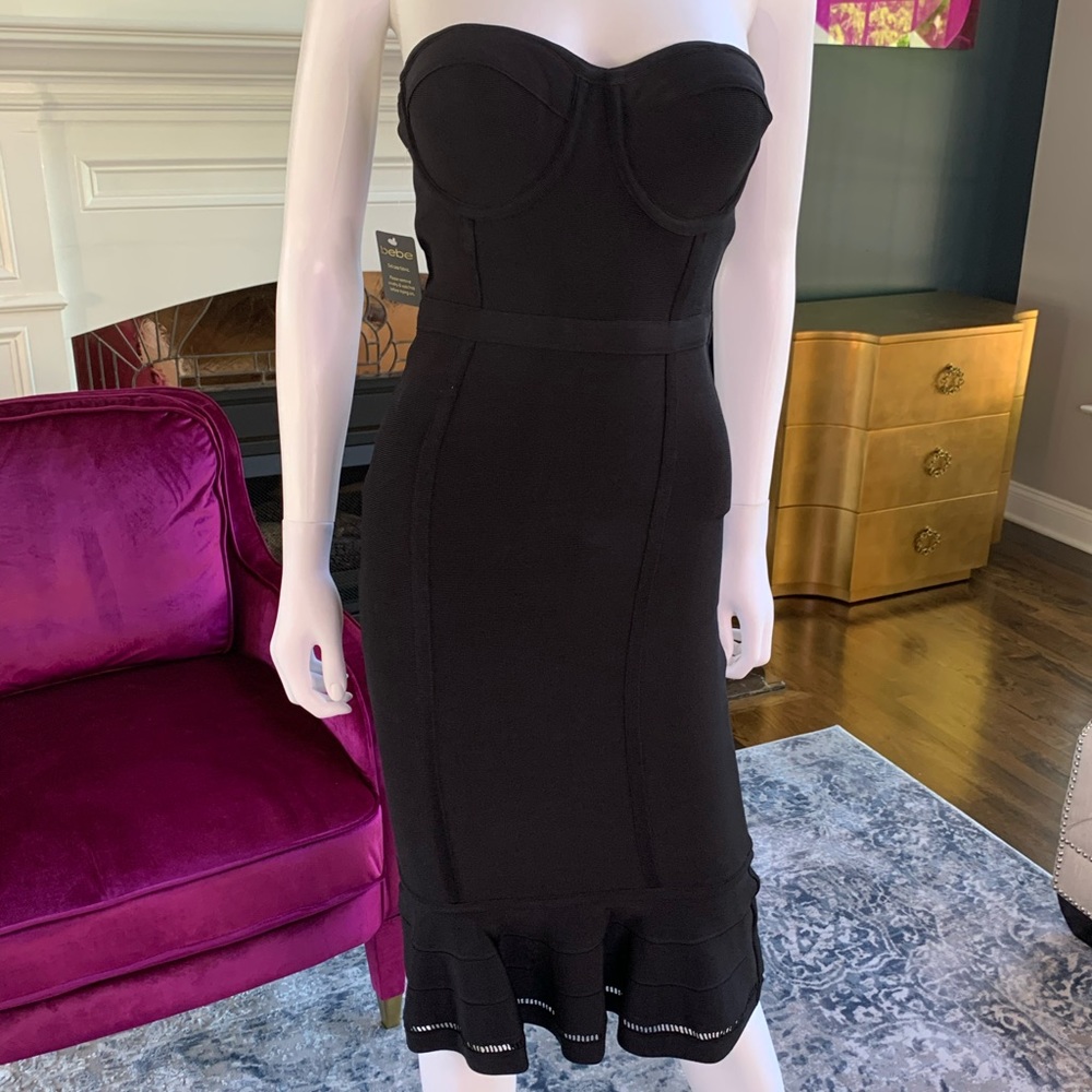 🛑SOLD🛑 (NWT) Black BeBe bandage midi dress